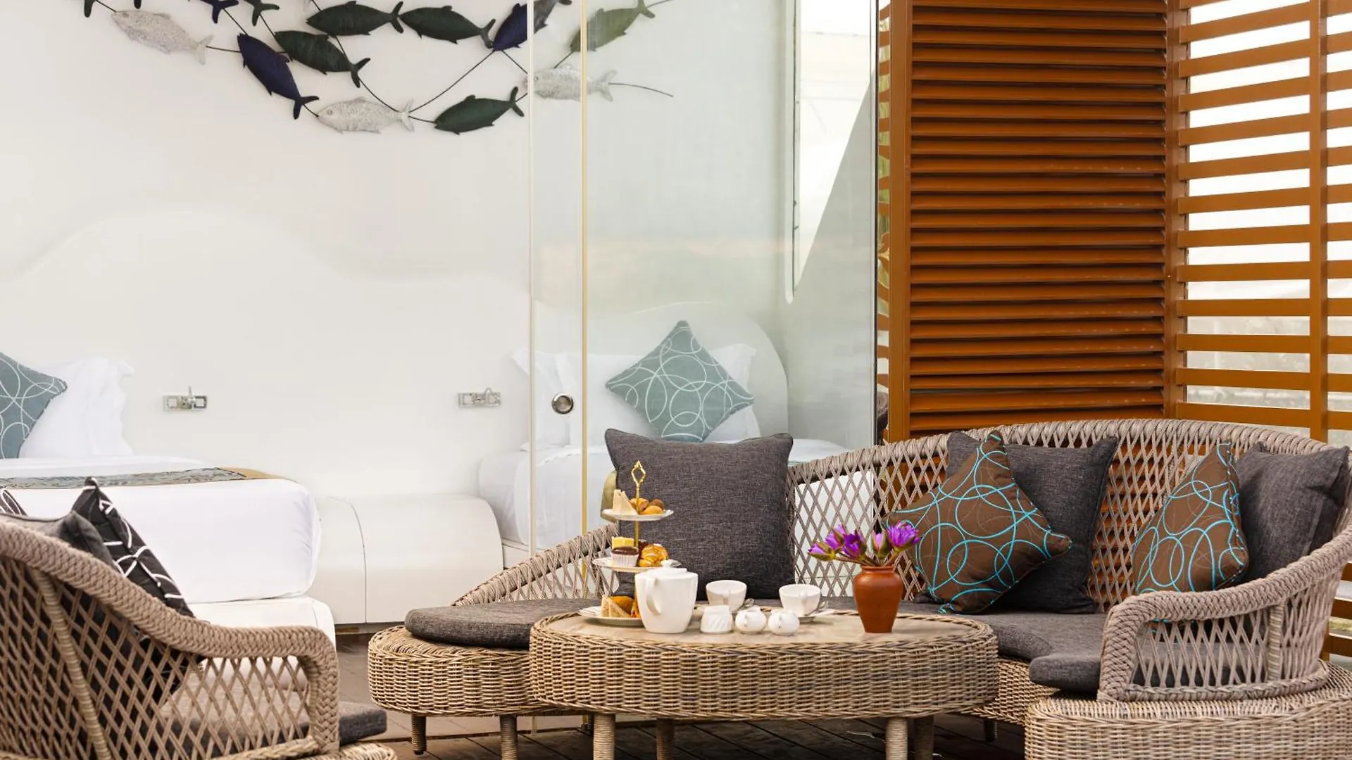 Bolagala Agro Floating Resort 니곰보